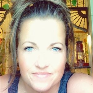 Meet your Posher, Jaci